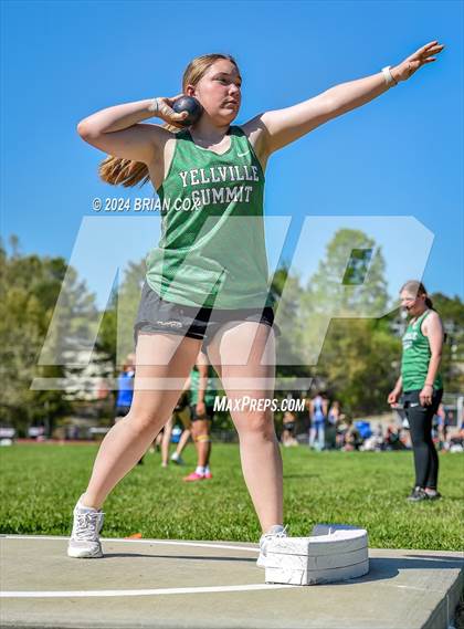 Thumbnail 1 in FR: AAA 2A-1 District Meet (Shot Put) photogallery.