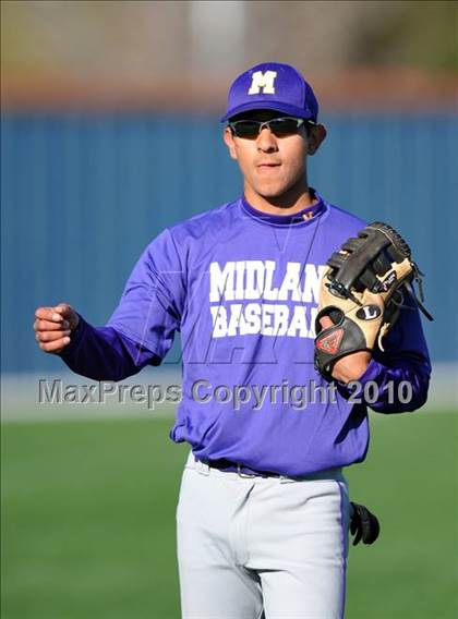 Thumbnail 2 in Midland vs Longview (Scotland Yard Classic) photogallery.