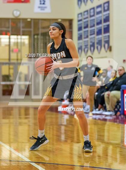 Thumbnail 2 in Avon vs. Terre Haute North Vigo (IHSAA 4A First Round Playoff) photogallery.