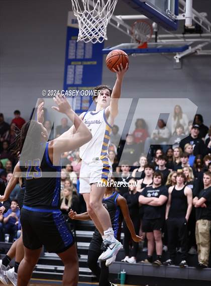 Thumbnail 3 in Battle Ground Academy @ Goodpasture Christian photogallery.