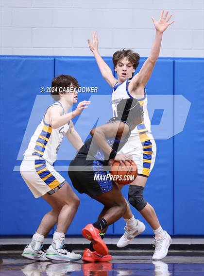 Thumbnail 3 in Battle Ground Academy @ Goodpasture Christian photogallery.