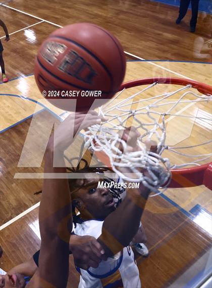Thumbnail 2 in Battle Ground Academy @ Goodpasture Christian photogallery.