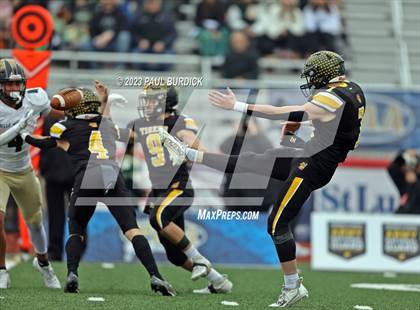 Thumbnail 1 in Belle Vernon vs. Northwestern Lehigh (PIAA 3A Championship) photogallery.