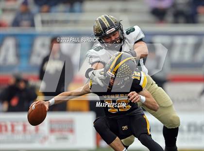 Thumbnail 3 in Belle Vernon vs. Northwestern Lehigh (PIAA 3A Championship) photogallery.