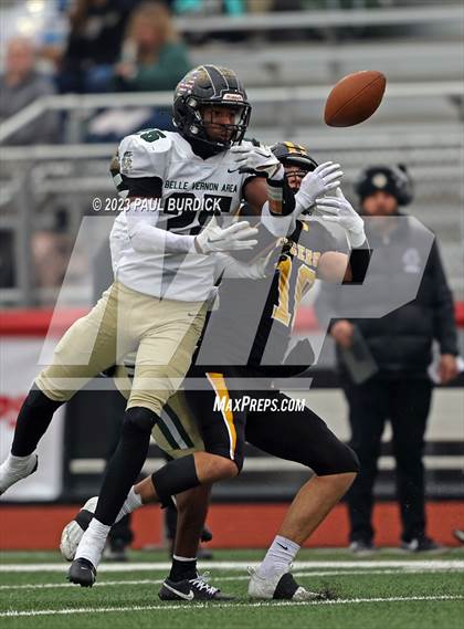 Thumbnail 2 in Belle Vernon vs. Northwestern Lehigh (PIAA 3A Championship) photogallery.