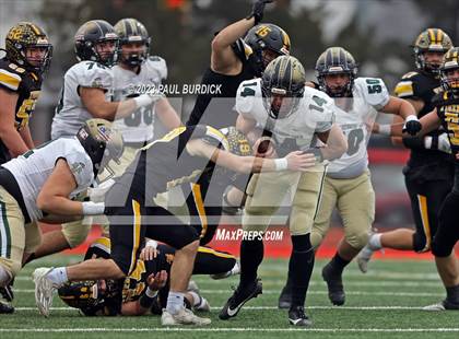 Thumbnail 2 in Belle Vernon vs. Northwestern Lehigh (PIAA 3A Championship) photogallery.