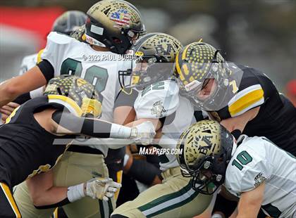 Thumbnail 2 in Belle Vernon vs. Northwestern Lehigh (PIAA 3A Championship) photogallery.