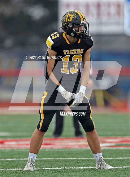 Thumbnail 2 in Belle Vernon vs. Northwestern Lehigh (PIAA 3A Championship) photogallery.