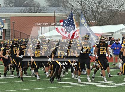 Thumbnail 3 in Belle Vernon vs. Northwestern Lehigh (PIAA 3A Championship) photogallery.