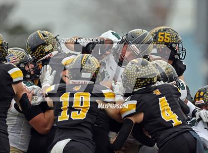 Thumbnail 1 in Belle Vernon vs. Northwestern Lehigh (PIAA 3A Championship) photogallery.