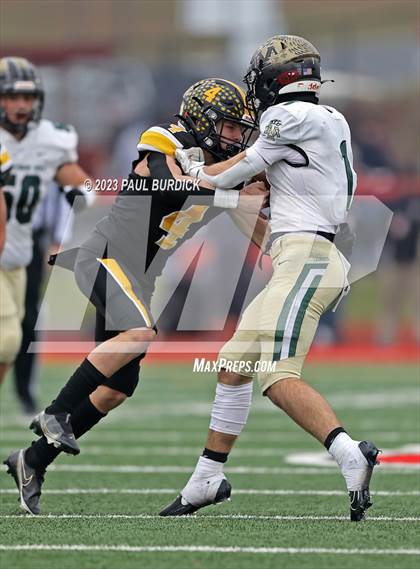 Thumbnail 3 in Belle Vernon vs. Northwestern Lehigh (PIAA 3A Championship) photogallery.