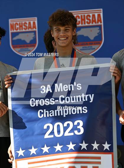 Thumbnail 1 in NCHSAA 3A Championship photogallery.