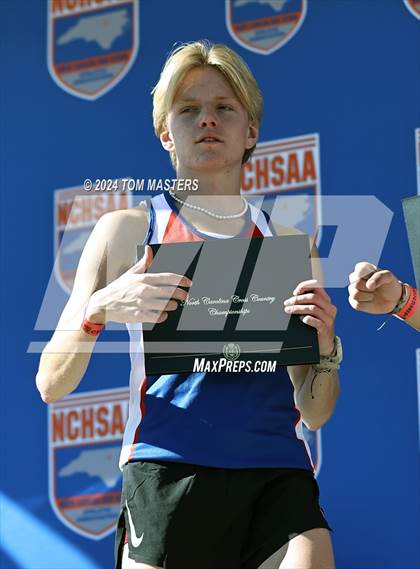 Thumbnail 3 in NCHSAA 3A Championship photogallery.