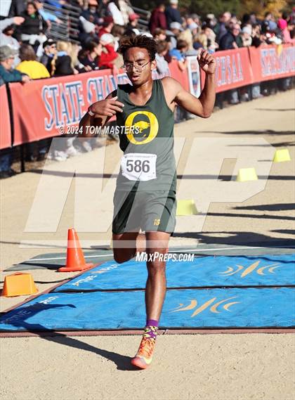 Thumbnail 1 in NCHSAA 3A Championship photogallery.