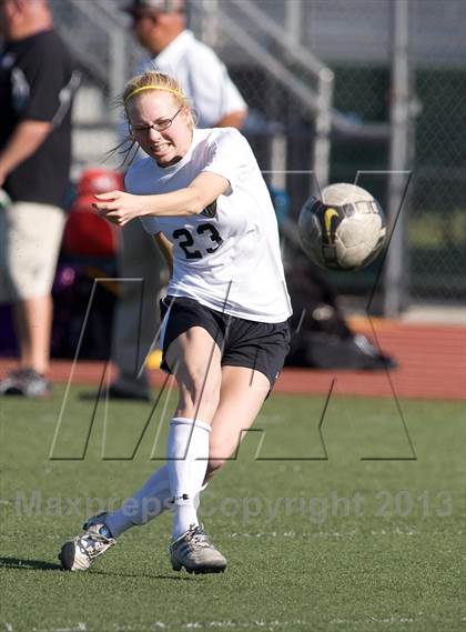 Thumbnail 1 in Citrus Valley vs. Oxnard (CIF SS D6 Final) photogallery.