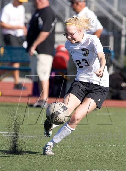 Thumbnail 3 in Citrus Valley vs. Oxnard (CIF SS D6 Final) photogallery.