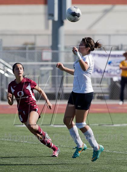 Thumbnail 2 in Citrus Valley vs. Oxnard (CIF SS D6 Final) photogallery.