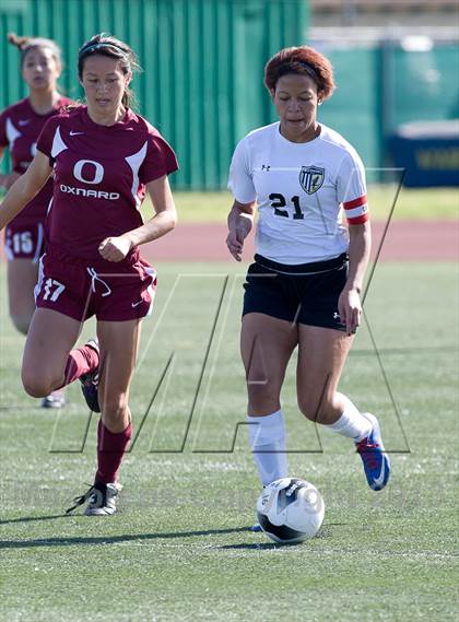 Thumbnail 2 in Citrus Valley vs. Oxnard (CIF SS D6 Final) photogallery.