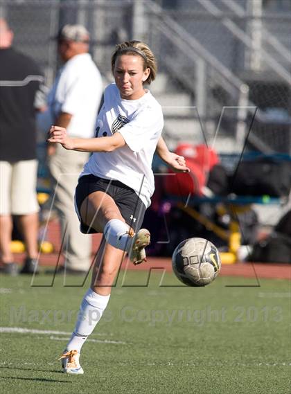 Thumbnail 2 in Citrus Valley vs. Oxnard (CIF SS D6 Final) photogallery.
