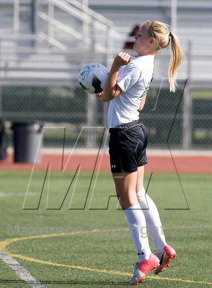Thumbnail 3 in Citrus Valley vs. Oxnard (CIF SS D6 Final) photogallery.