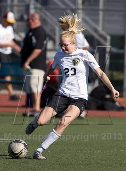 Thumbnail 2 in Citrus Valley vs. Oxnard (CIF SS D6 Final) photogallery.