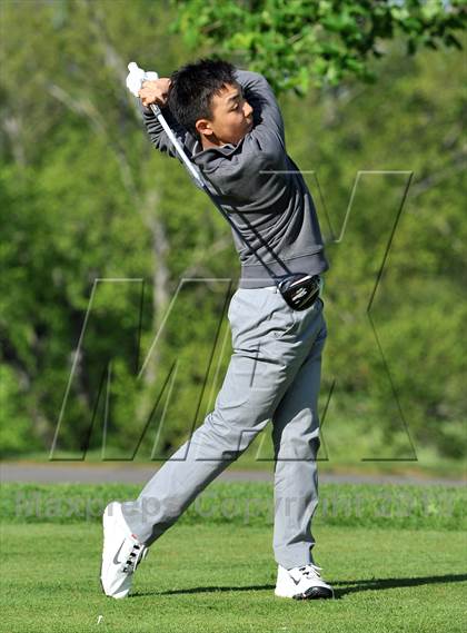 Thumbnail 1 in Clarkstown North vs White Plains photogallery.