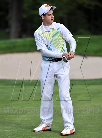 Thumbnail 1 in Clarkstown North vs White Plains photogallery.