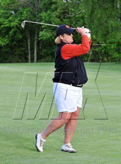 Thumbnail 2 in Clarkstown North vs White Plains photogallery.