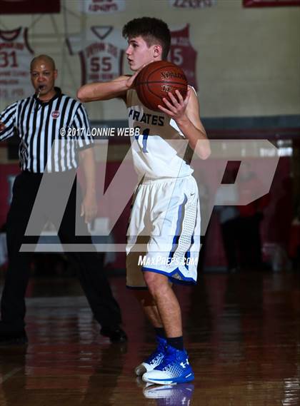 Thumbnail 3 in Pearl River vs Yorktown photogallery.