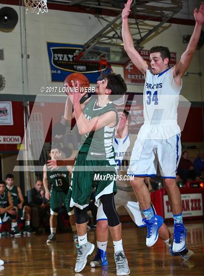 Thumbnail 3 in Pearl River vs Yorktown photogallery.