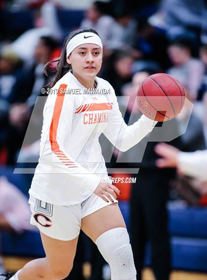 Thumbnail 2 in Chaminade vs Newbury Park photogallery.