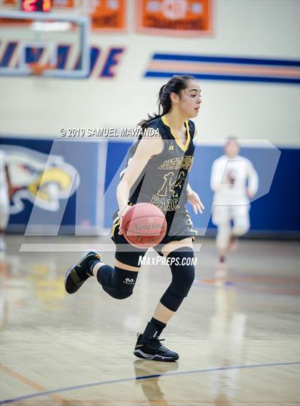 Thumbnail 3 in Chaminade vs Newbury Park photogallery.
