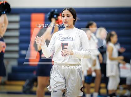 Thumbnail 2 in Chaminade vs Newbury Park photogallery.