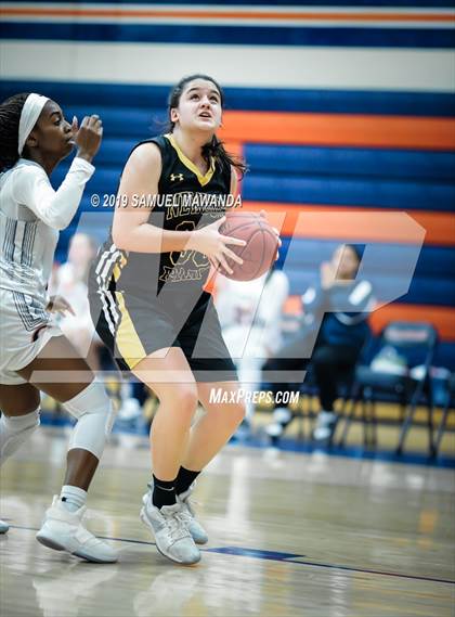 Thumbnail 1 in Chaminade vs Newbury Park photogallery.