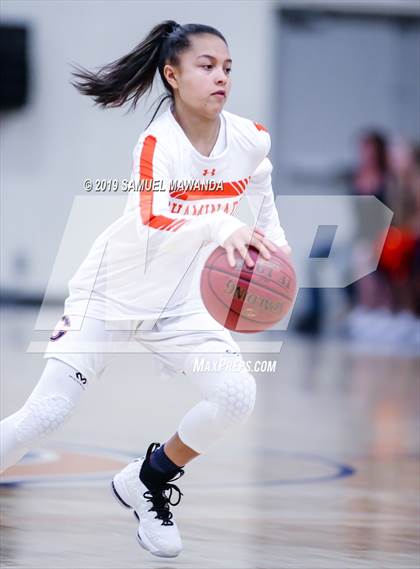 Thumbnail 3 in Chaminade vs Newbury Park photogallery.