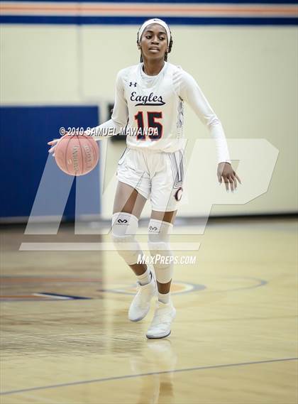 Thumbnail 3 in Chaminade vs Newbury Park photogallery.