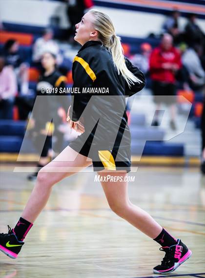 Thumbnail 2 in Chaminade vs Newbury Park photogallery.