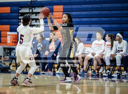 Thumbnail 3 in Chaminade vs Newbury Park photogallery.