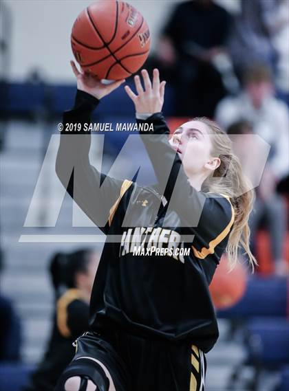 Thumbnail 2 in Chaminade vs Newbury Park photogallery.
