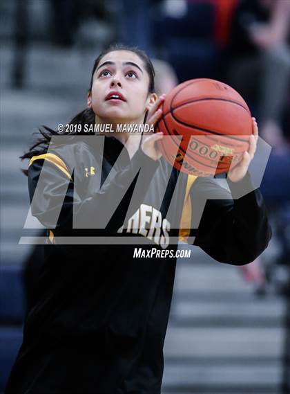 Thumbnail 2 in Chaminade vs Newbury Park photogallery.