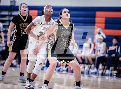 Thumbnail 3 in Chaminade vs Newbury Park photogallery.