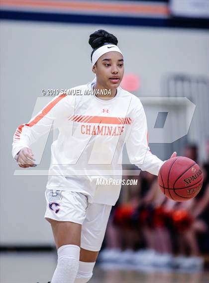 Thumbnail 2 in Chaminade vs Newbury Park photogallery.