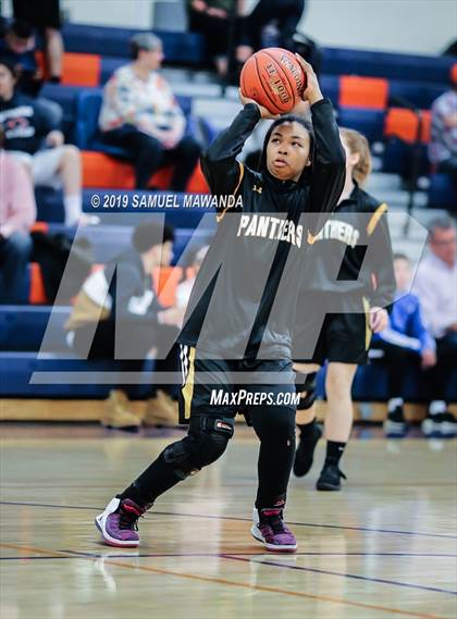 Thumbnail 1 in Chaminade vs Newbury Park photogallery.