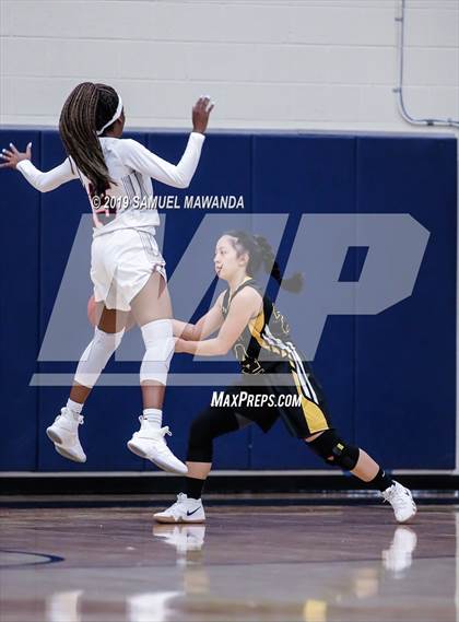 Thumbnail 1 in Chaminade vs Newbury Park photogallery.