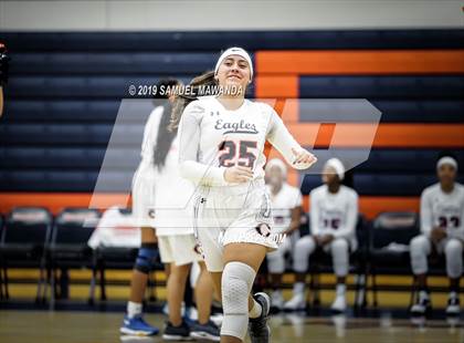 Thumbnail 3 in Chaminade vs Newbury Park photogallery.