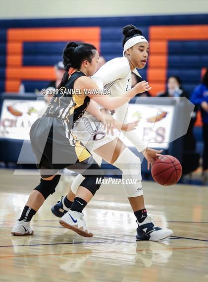 Thumbnail 2 in Chaminade vs Newbury Park photogallery.