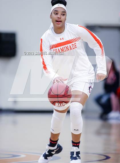 Thumbnail 1 in Chaminade vs Newbury Park photogallery.