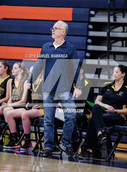 Thumbnail 2 in Chaminade vs Newbury Park photogallery.
