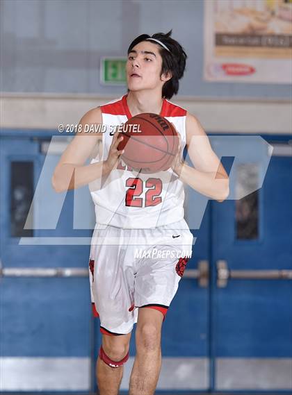Thumbnail 3 in Fairfield vs. McClatchy (Folsom Bulldog Classic) photogallery.