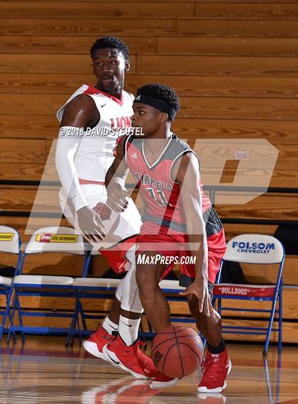 Thumbnail 3 in Fairfield vs. McClatchy (Folsom Bulldog Classic) photogallery.